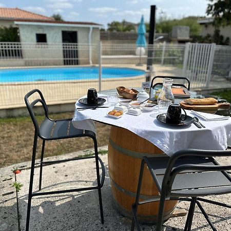 Le Mas Des Anges Soussans Exterior photo